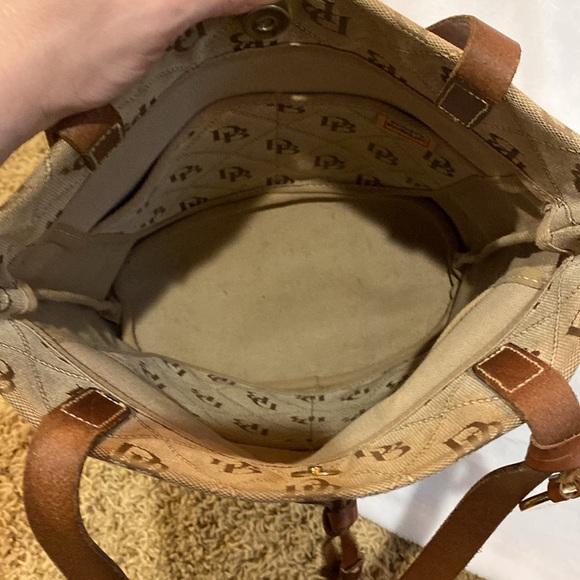Dooney & Bourke Brown and Tan Shoulder Bag - Picture 3 of 5